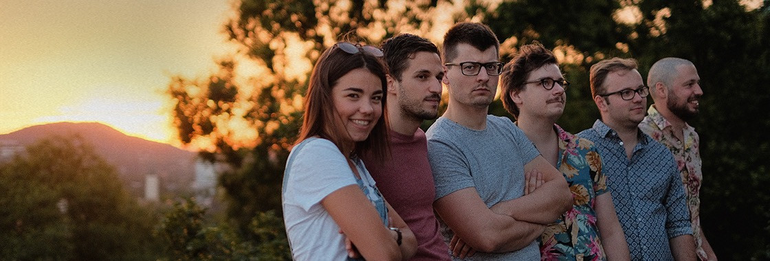 MEZTELEN DIPLOMATÁK - Budapest Park
